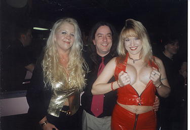 Pinkies01.jpg (15848 bytes)