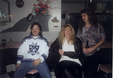 Pinkies08.jpg (17982 bytes)