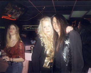 Pinkies10.jpg (15689 bytes)