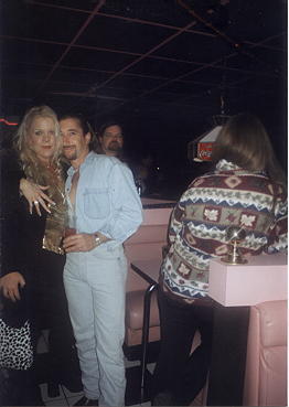Pinkies18.jpg (16421 bytes)