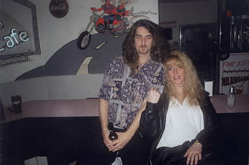 Pinkies21.jpg (15159 bytes)